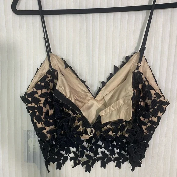 Bardot Black Lace Crop Top Nude Lined Bustier Cami Size US 10 Spaghetti Strap - Picture 7 of 8